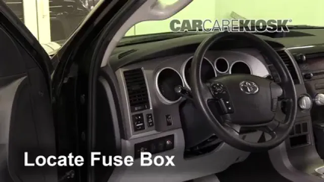 2010 Toyota Tundra SR5 4.6L V8 Extended Crew Cab Pickup Fusible (intérieur) Remplacement